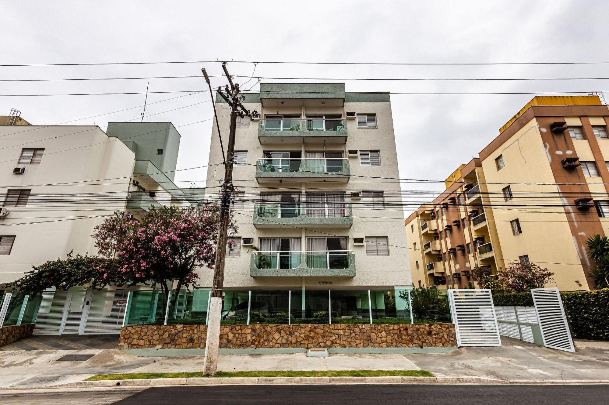 Apto Na Enseada Excelente Localizacao, 500M Da Praia, Garagem, Ar Condicionado Portaria 24 Horas Guarujá Eksteriør bilde