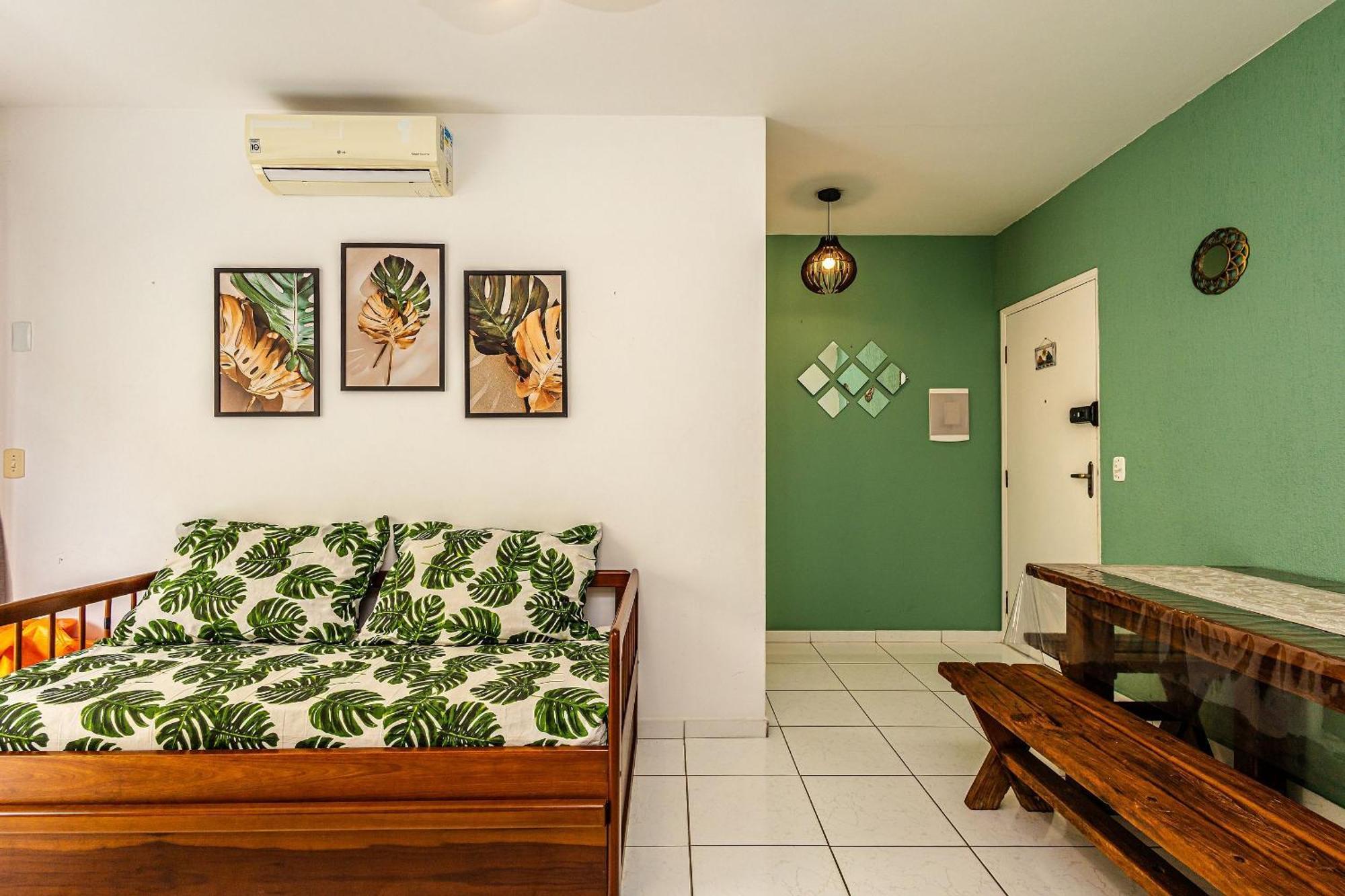 Apto Na Enseada Excelente Localizacao, 500M Da Praia, Garagem, Ar Condicionado Portaria 24 Horas Guarujá Eksteriør bilde